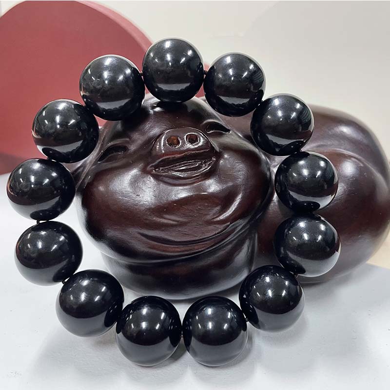 如何盘玩玉石手串,如何盘玩牛角手链