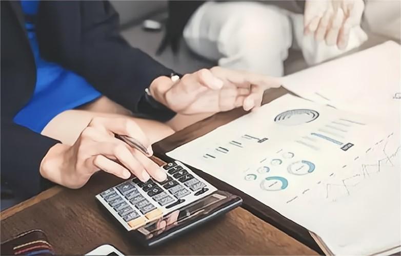 废品回收大王张茵,张茵收废纸