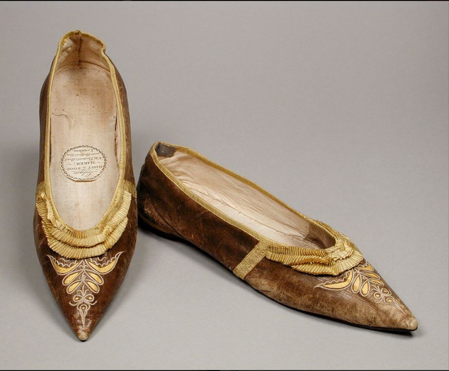 脚大怎么办如何变小,女生脚太大怎么才能变小