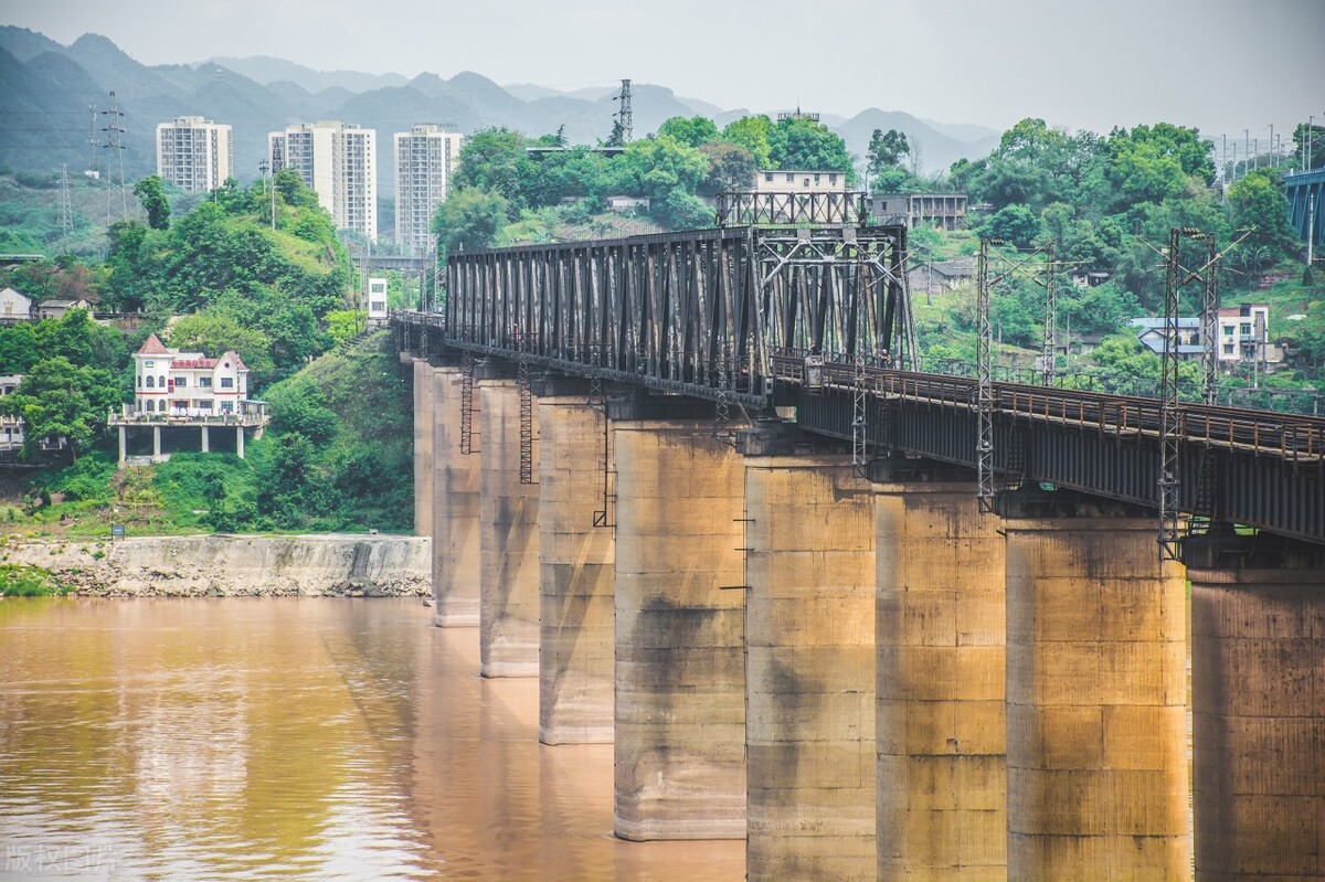 重庆有可能成为西南第一城吗,为什么重庆属于西南第一城
