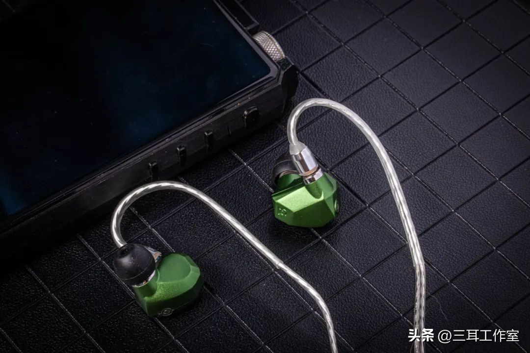 名「姬」的再一次蜕变——CampfireAudio新仙女座碧海汪洋试听