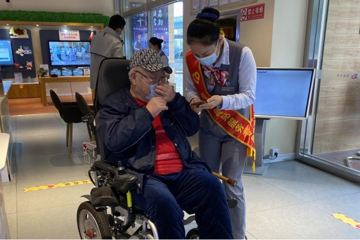 关爱老人中国电信暖心服务,中国电信关爱老人活动方案