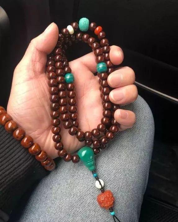 最适合懒人的文玩核桃,哪个文玩手串适合懒人