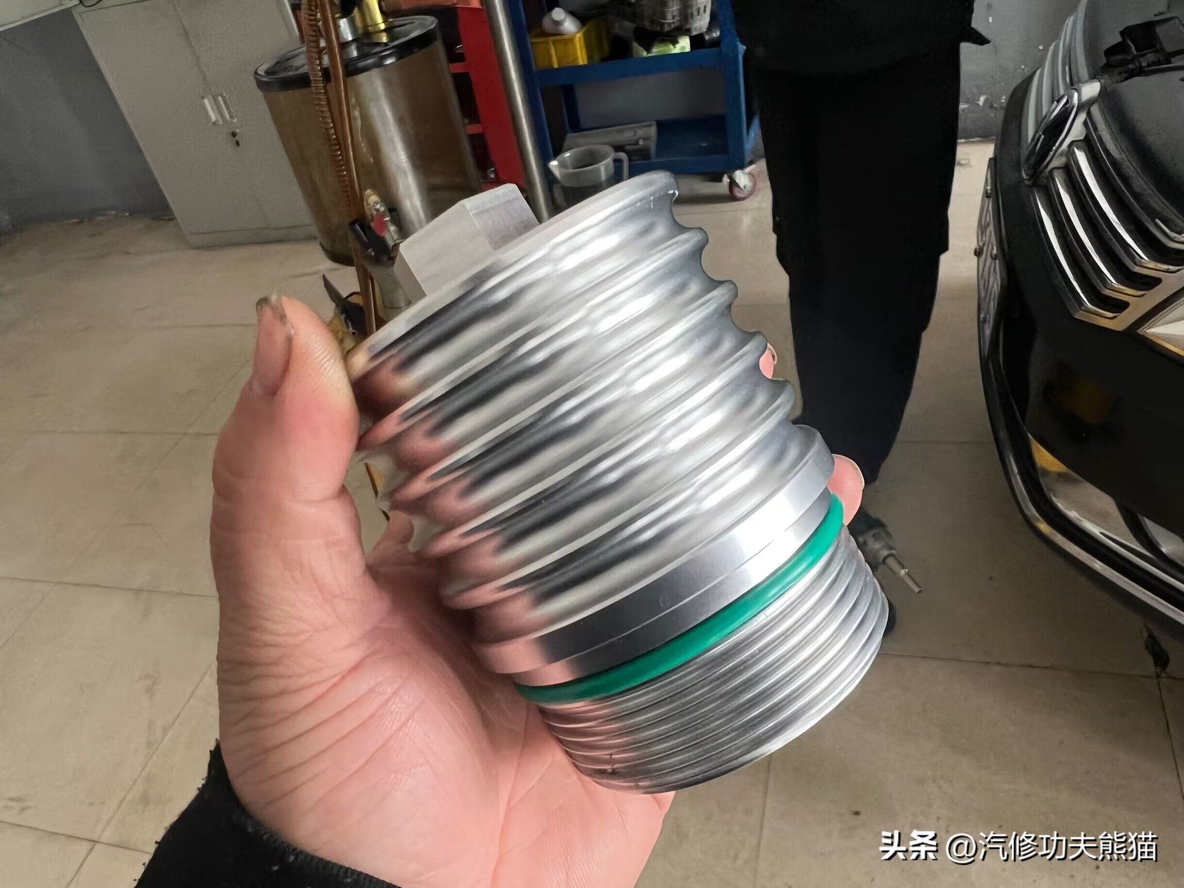 迈腾漏油漏水通病,迈腾b6发动机漏油维修需要多少钱