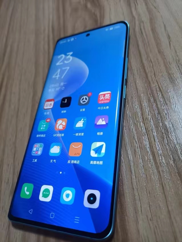 八六五一千左右手机,六一八5000元左右手机推荐