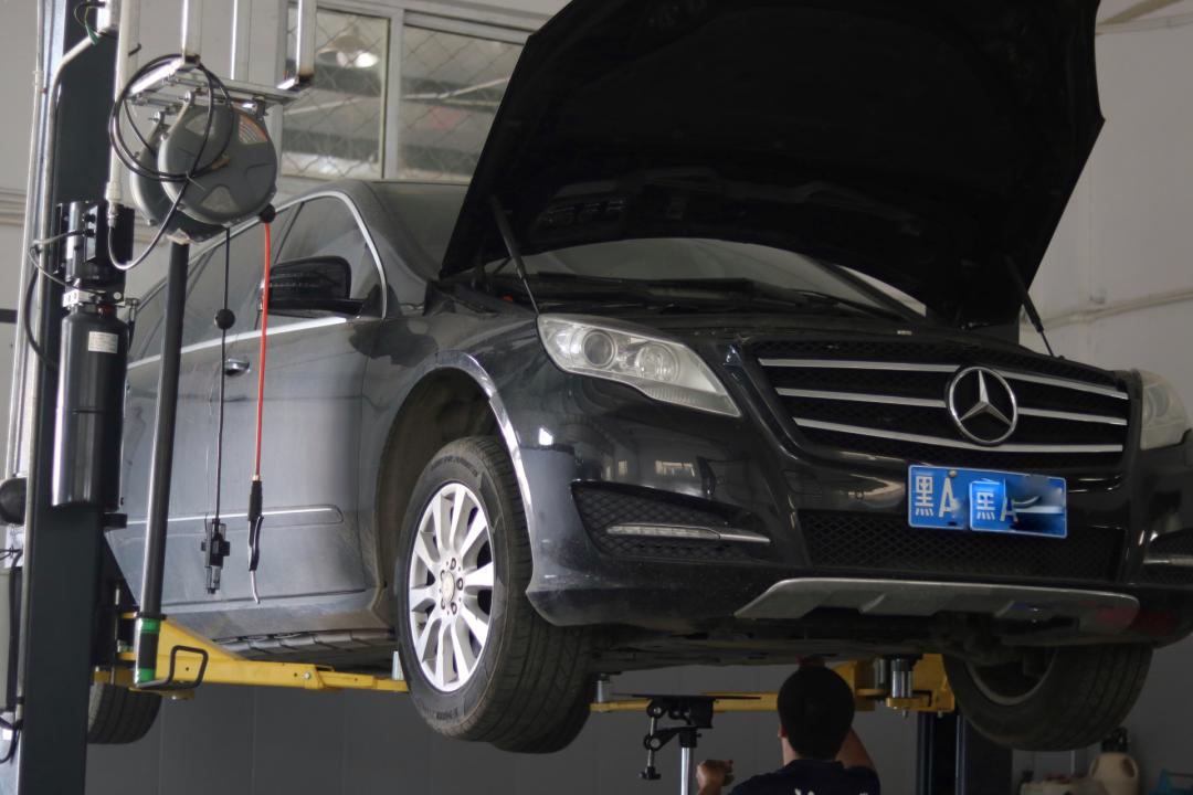 11年奔驰r350老款改新款全程过程,老款奔驰r350真的容易坏吗