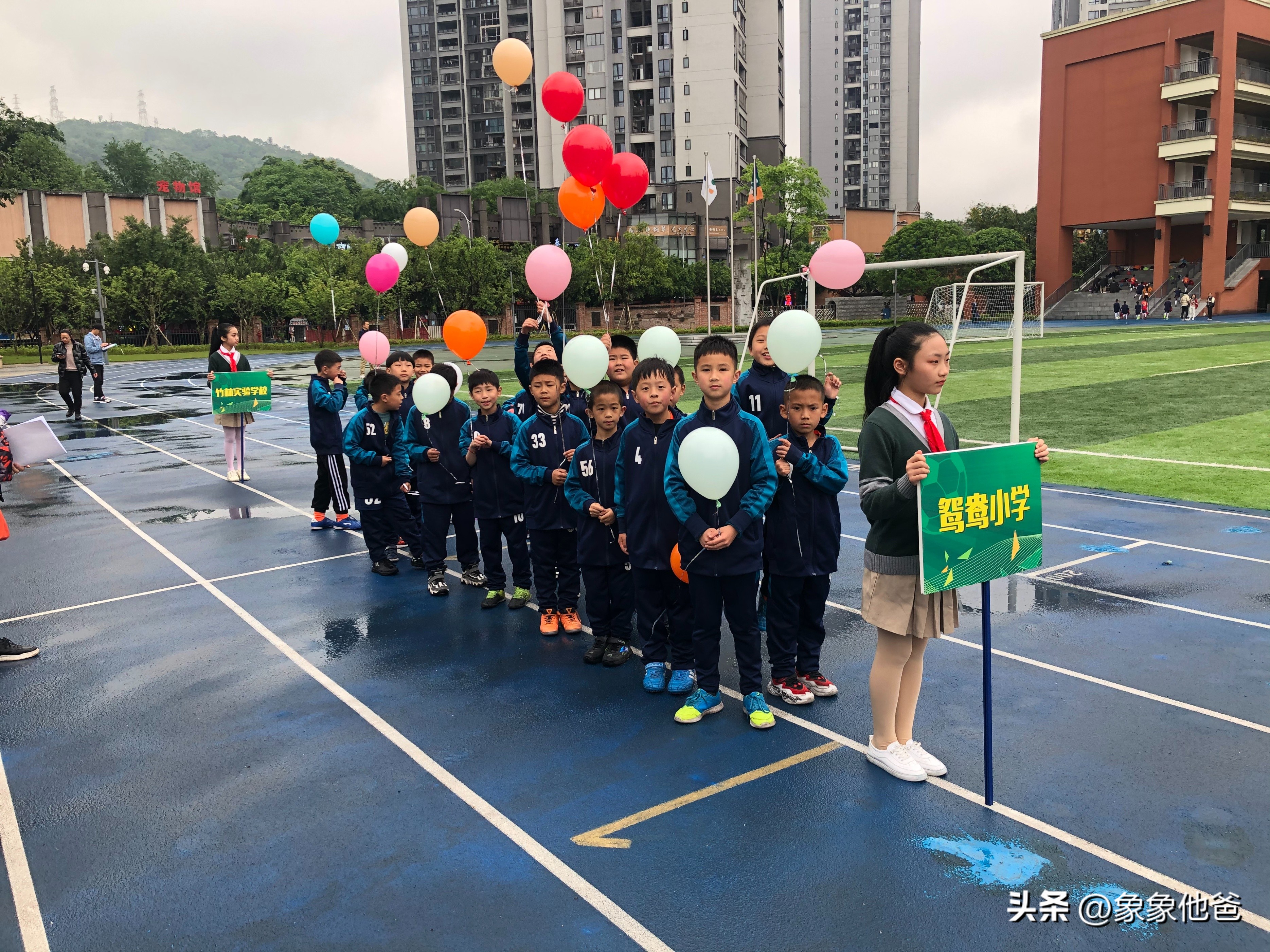 孩子练足球费用大概多少,孩子踢球一年多少钱