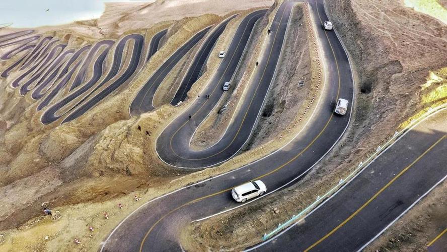 最美川藏公路自驾,国内自驾最美10条天路