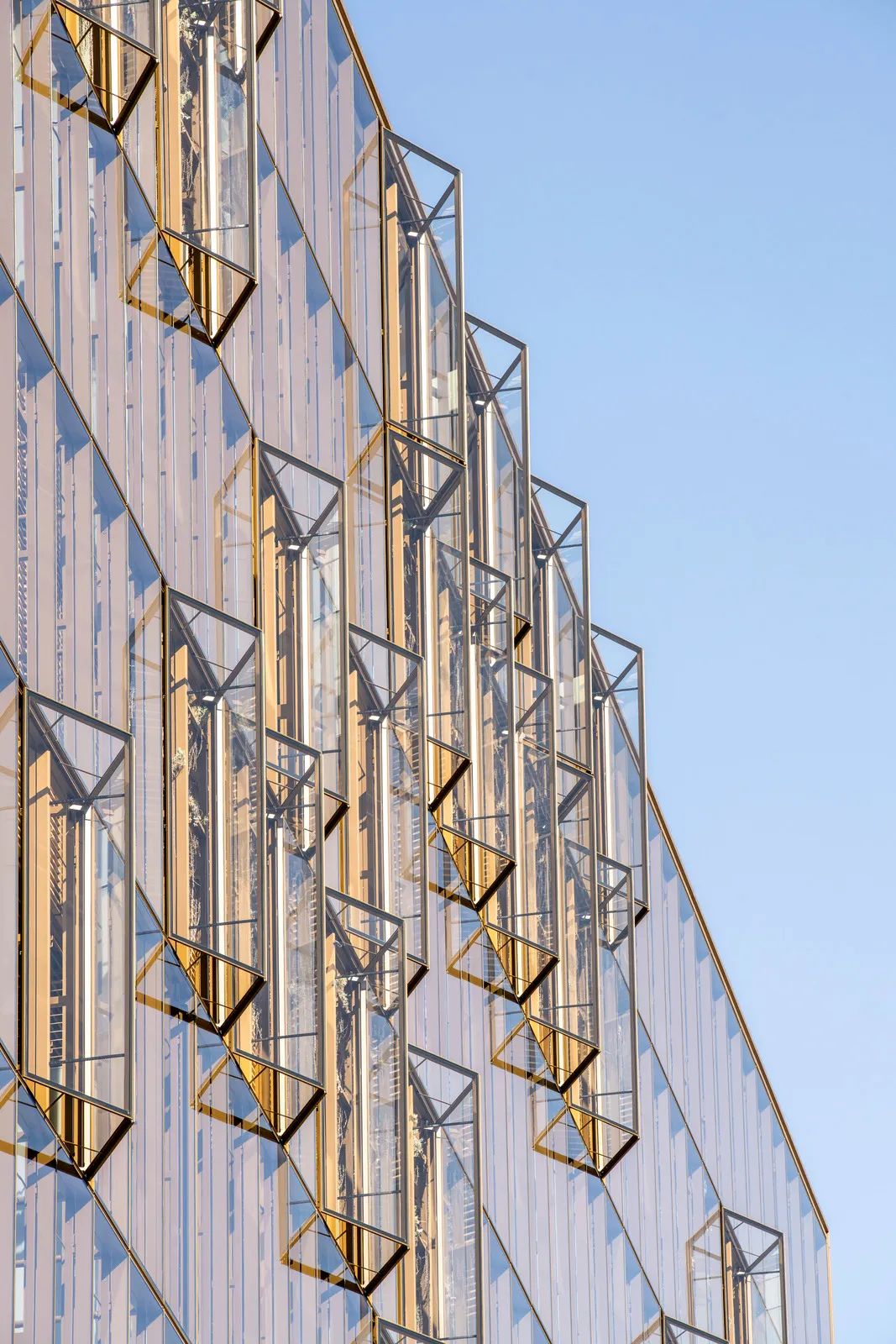 绿色环保建筑外墙,新型材料外立面