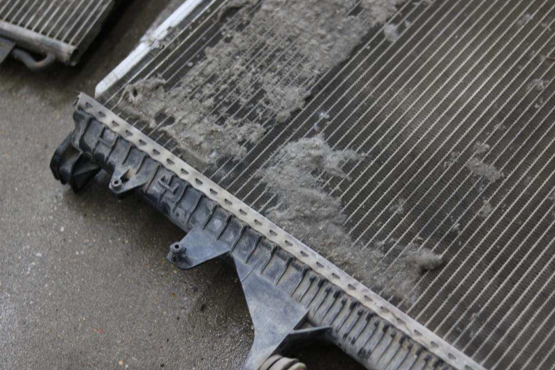 老款奥迪q74.2报废,奥迪q7新能源报废车