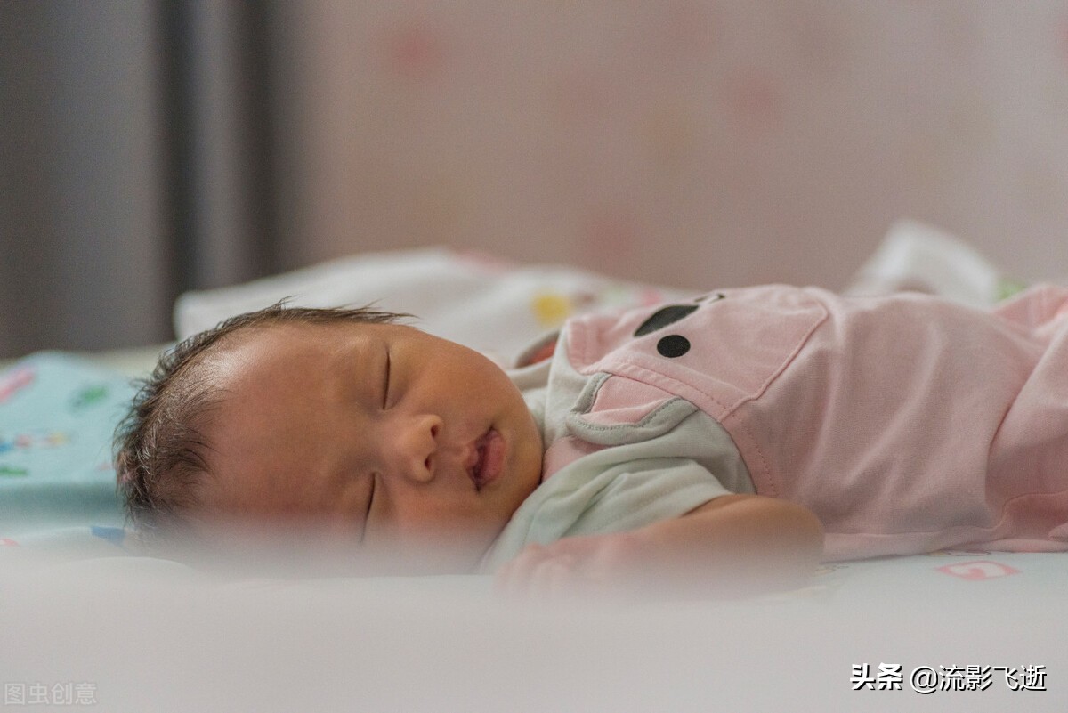 我40岁，媳妇25岁，岳母50岁，我们三人生活在小县城，幸福美满