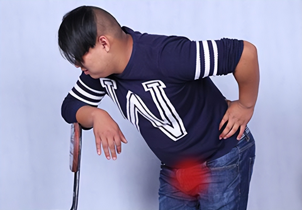 小肠湿热下注有什么表现,舌苔厚腻是湿热下注的表现吗