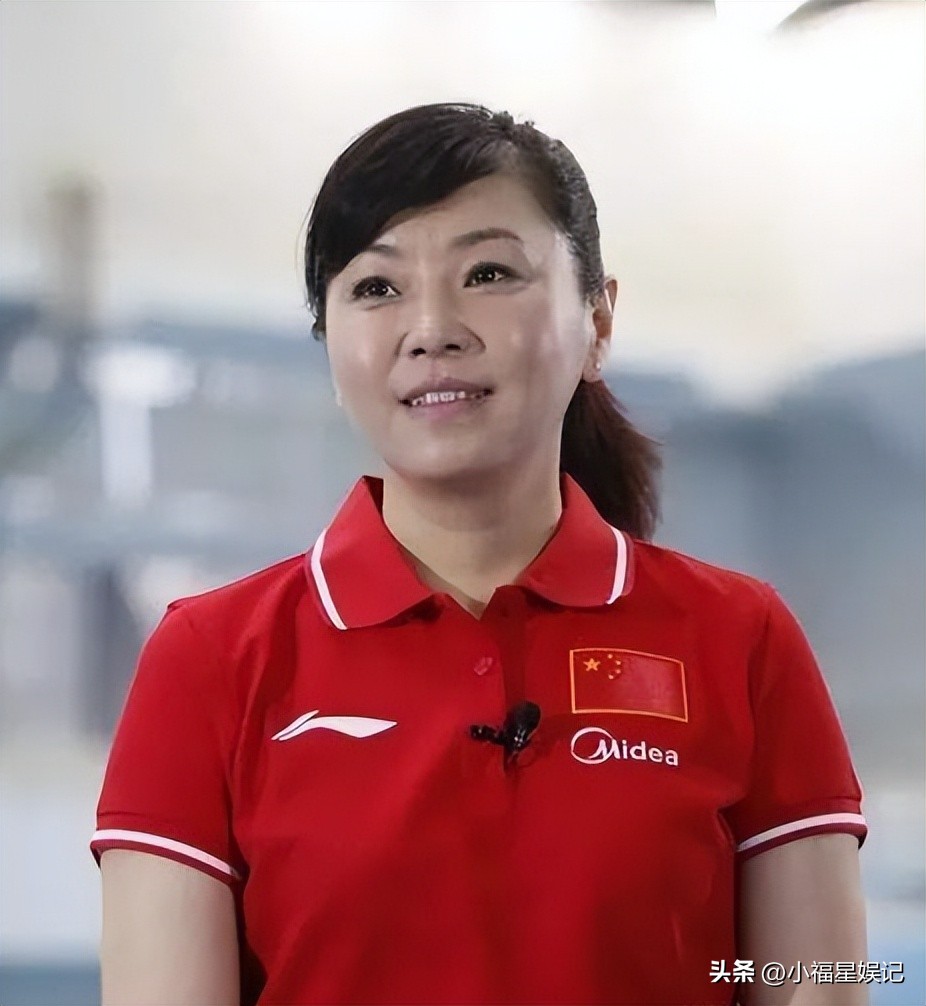 跳水女皇退役,刚宣布退役的跳水女运动员