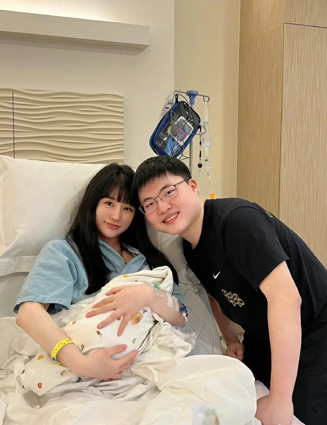 为什么uzi所持61万股权被冻结,uzi61万股权值多少钱