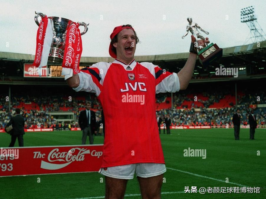 英国足坛四位顶级球星代言的超冷门球鞋，国内球迷可能从来没见过