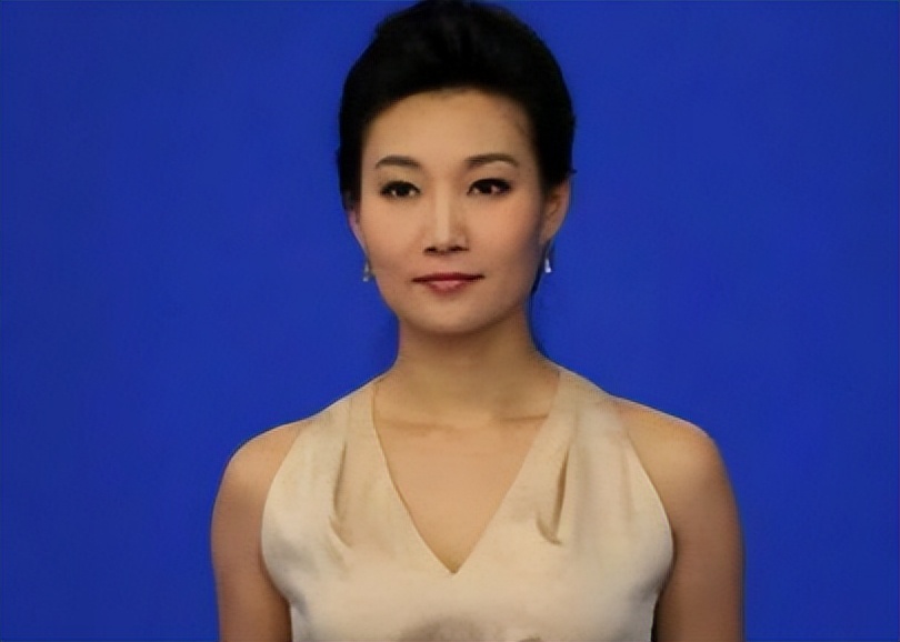 新闻联播主持人李梓萌真实头发,新闻联播主播李梓萌讲东北话