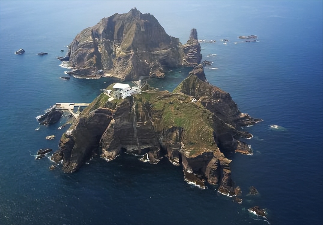 为什么日韩都有美军,日本韩国都是美国的小弟吗