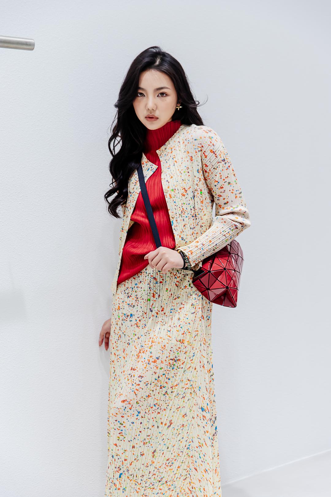 三宅一生包包香港店地址,广州有三宅一生包专柜吗