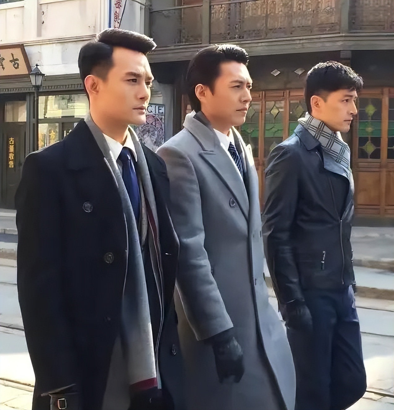 王凯首谈身体患病的父亲,王凯父亲肺癌