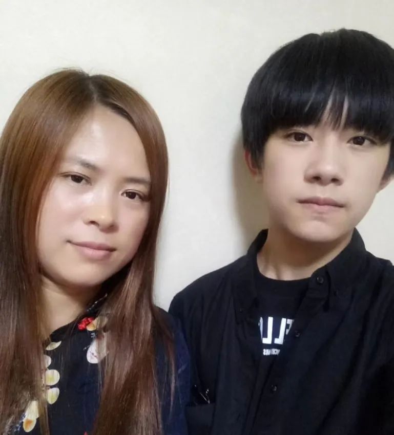 易烊千玺最初为什么被排挤,易烊千玺遭排挤