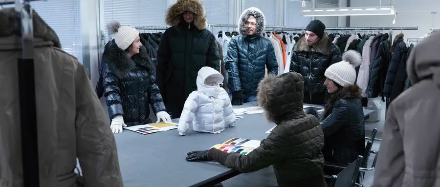 国产羽绒服有假的吗,为什么国产羽绒服越来越贵