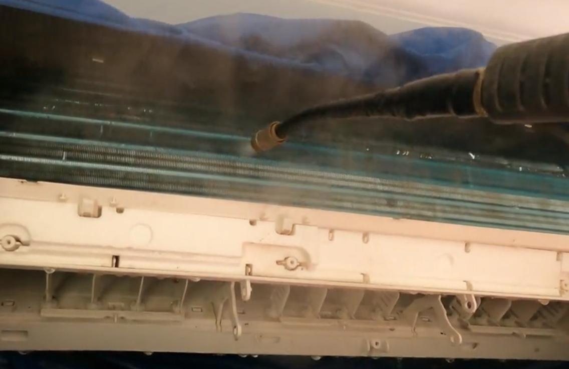 格力小绿园空调怎么拆洗,格力壁挂式空调怎么拆卸清洗