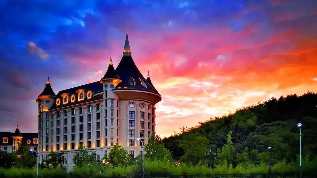 蹇呮墦鍗＄殑绁炰粰閰掑簵,瓒呮帹鑽愮殑绁炰粰閰掑簵