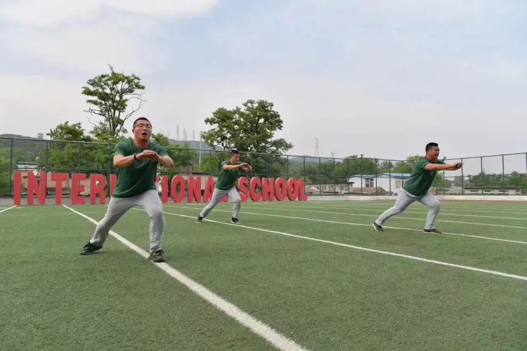 对刘畊宏的描写,刘畊宏很拽的角色