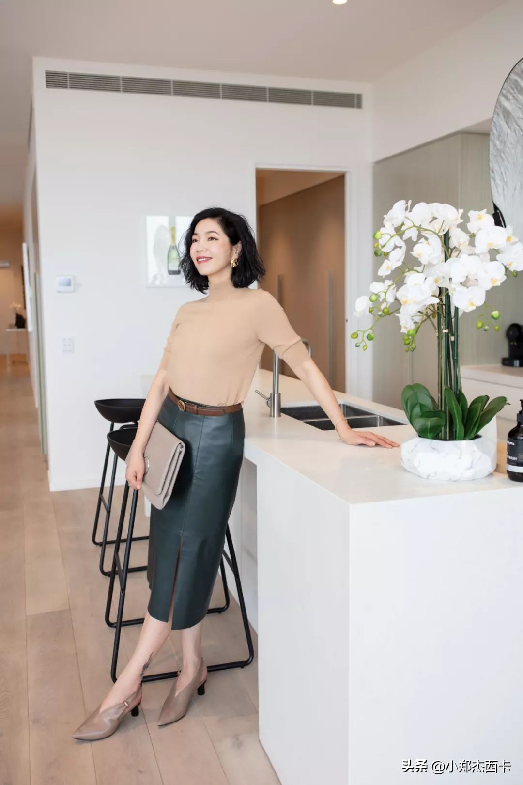 孙艺珍同款服装 (孙艺珍穿的什么牌子的衣服)