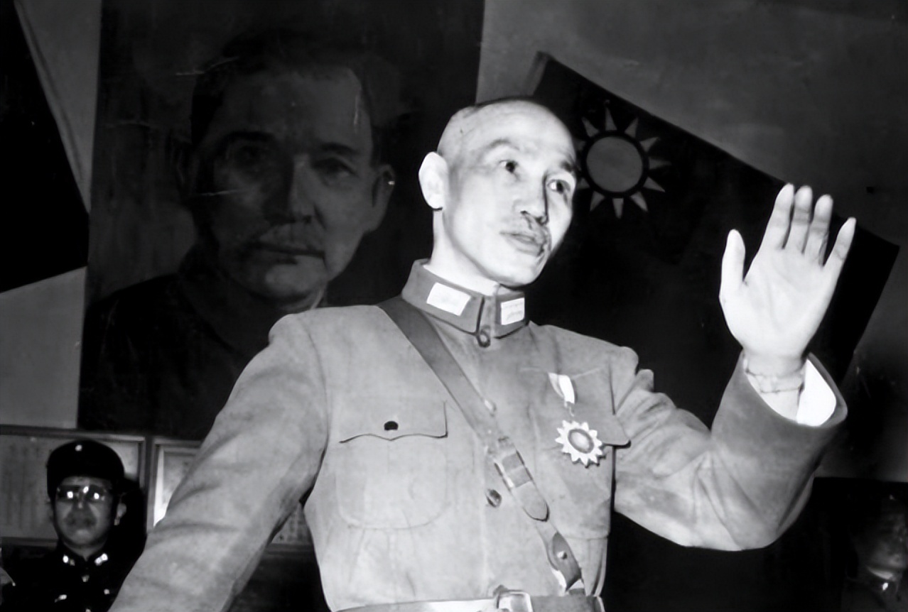 上海解放后，陈毅是如何整治黑道和*院妓**的？连蒋介石都夸他太厉害