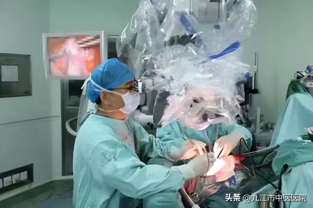 面肌痉挛微血管减压术恢复期,面肌痉挛面神经减压术