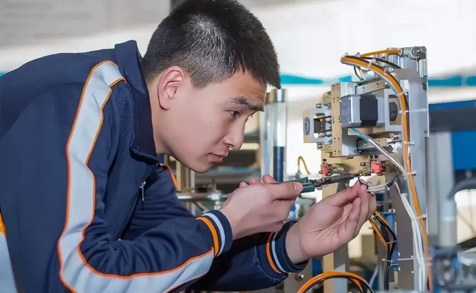 计算机本科最好专业,计算机类本科推荐什么专业