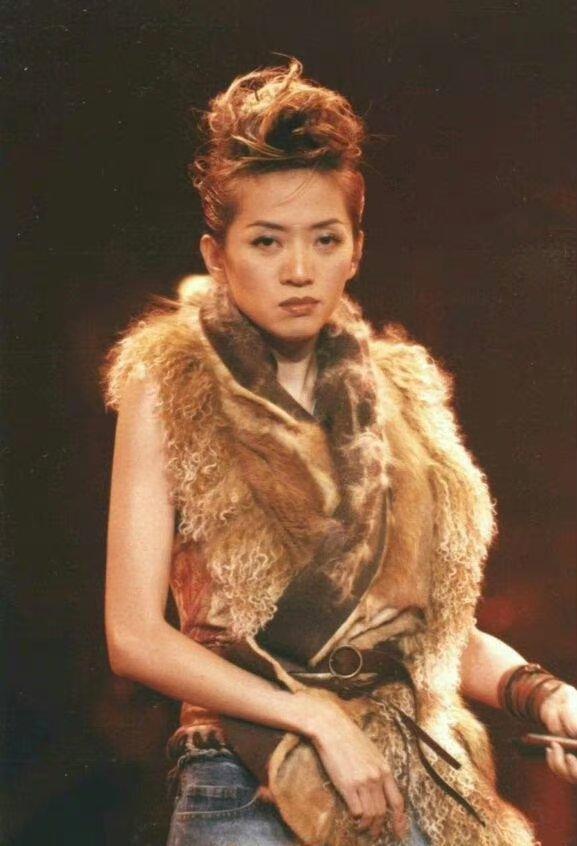 【晚清*楼青**秘史】*楼青**女媚态撩心，丰乳肥臀，风情再现！