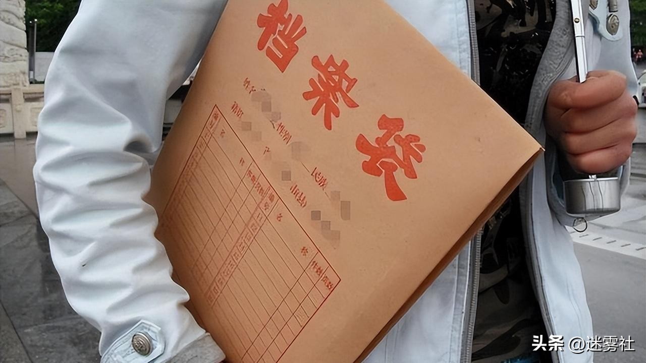 985高材生远赴德国留学回国变乞丐 (985高材生赴德国留学回国成流浪汉)