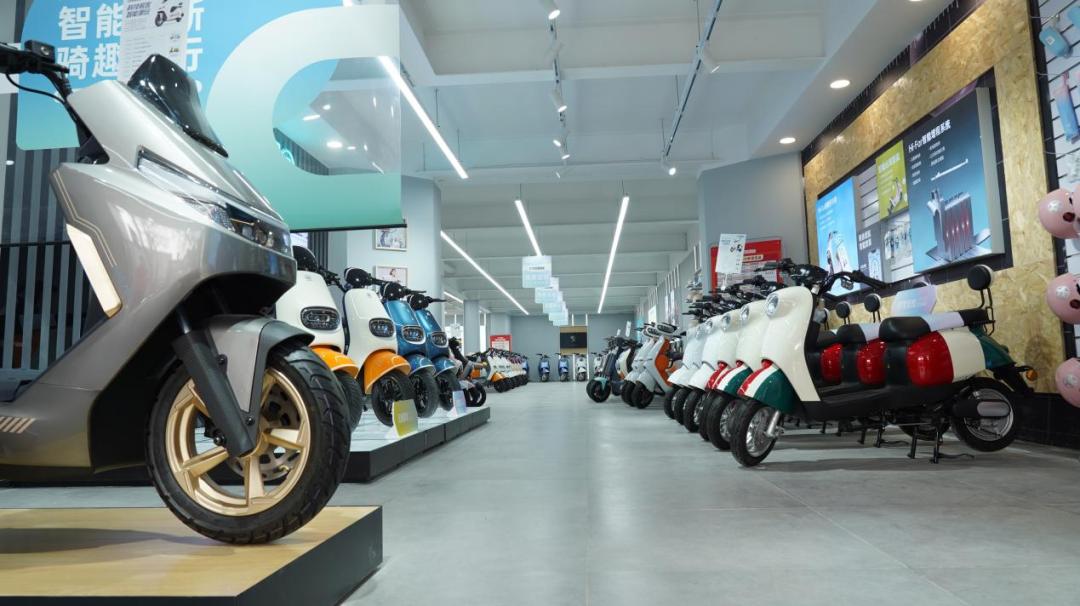 哈啰新零售电动车,哈啰第一代共享电动车投入市场