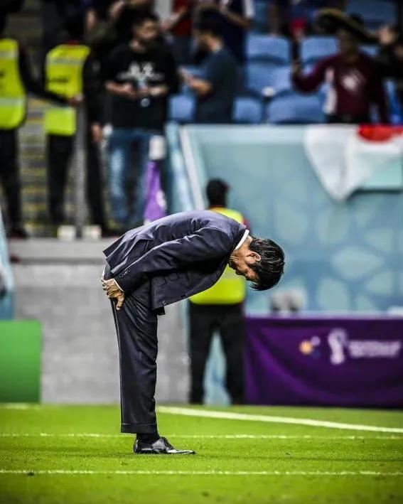 质疑你的人还需要闭嘴吗，铁子？国足到底有多差，世界杯上找答案