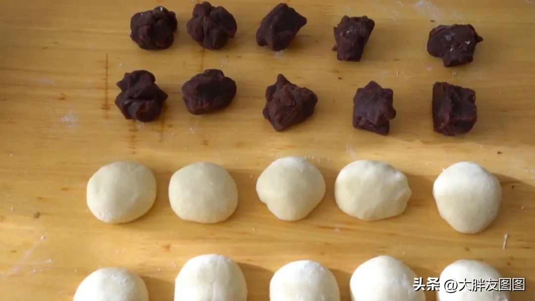 豆沙酒酿圆子教程,酒酿红豆饼的做法