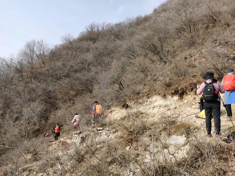 绝壁大梯白云寺,徒步白云寺