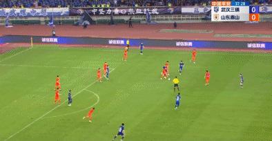 鲁能泰山上港陈蒲进球,陈蒲补时凌空斩破门