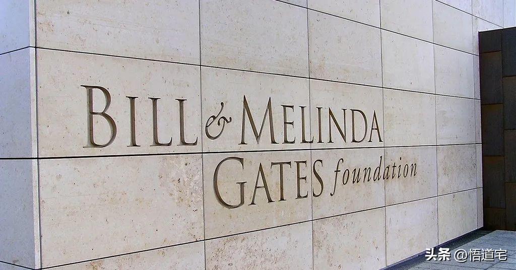 微软创始人比尔盖茨有多少钱,比尔盖茨占有微软多少股