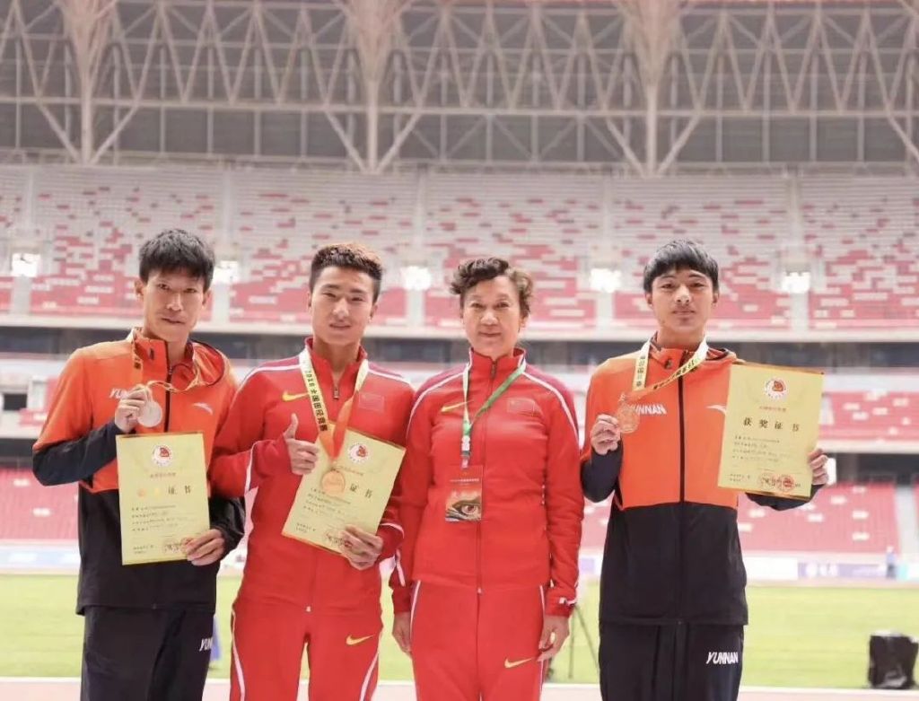 高鹏马拉松最好成绩,高鹏马拉松运动员