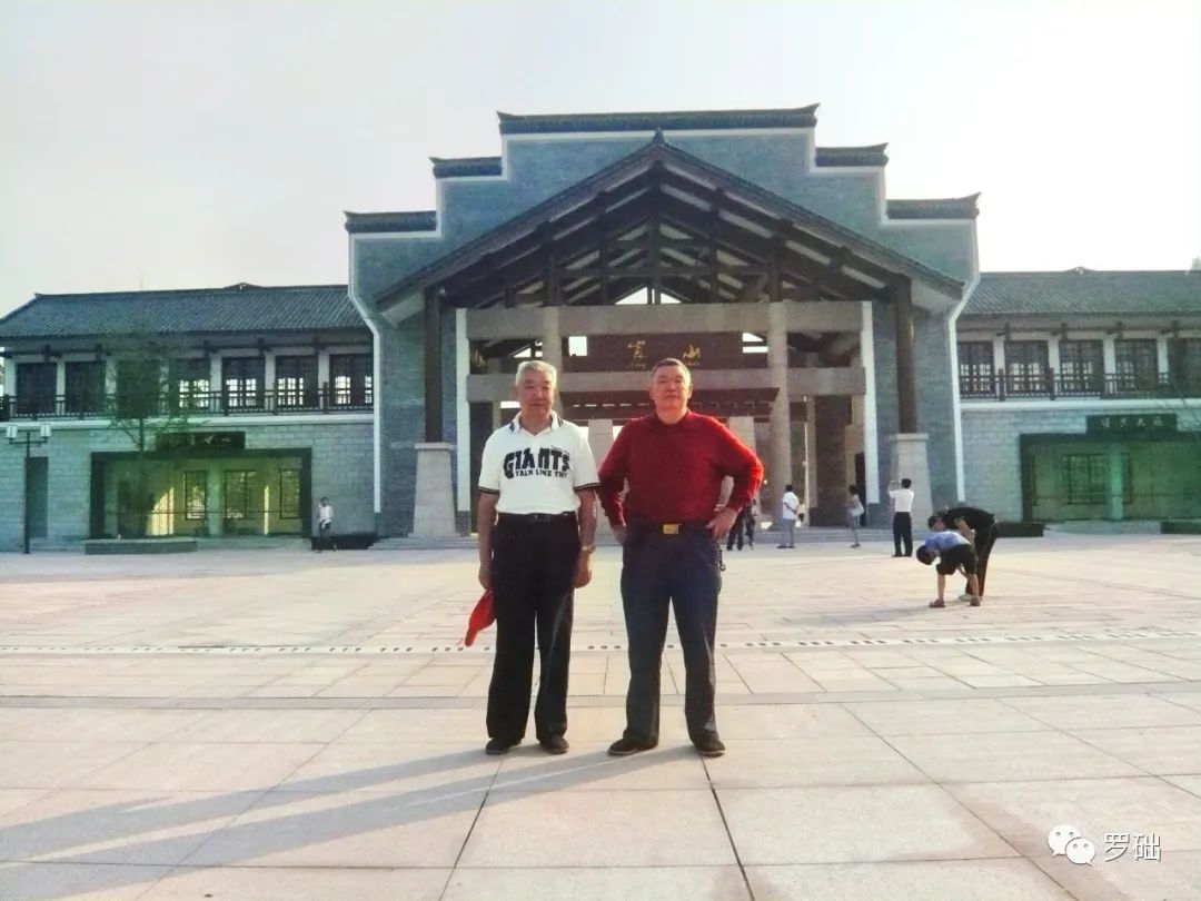 满叔出殡视频完整版,满叔新年祝福