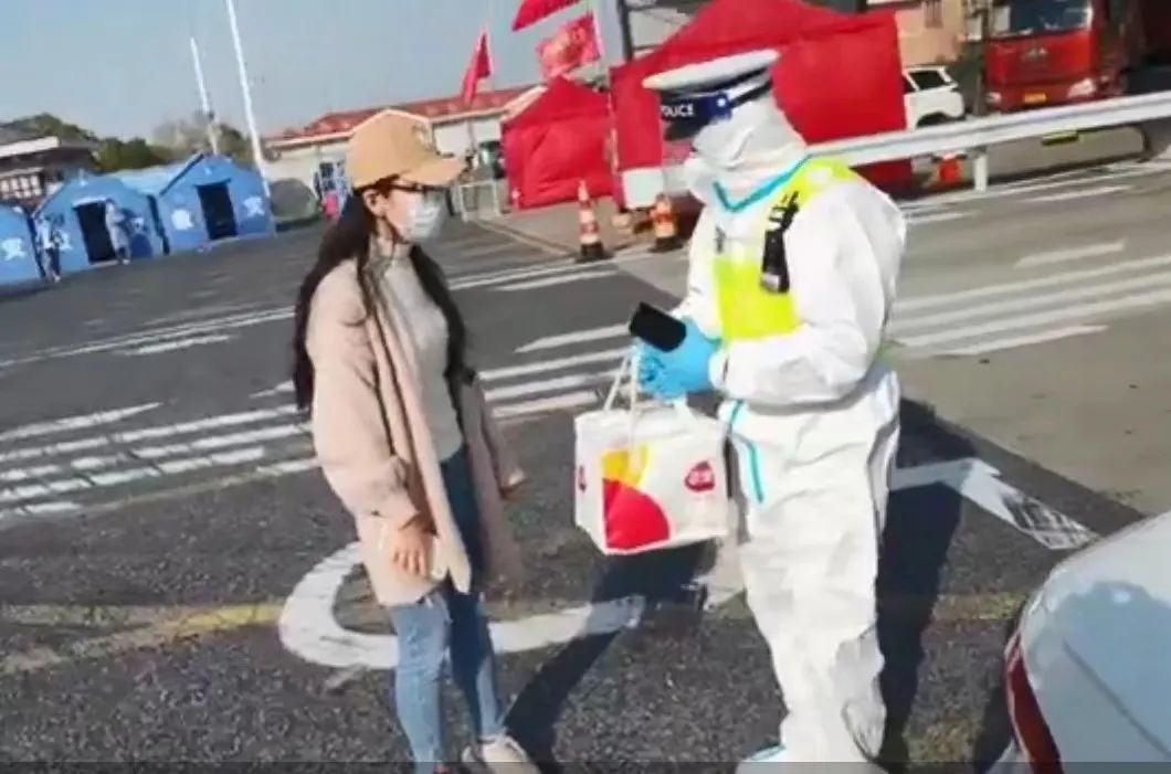 一则网上求助上海警方开启一场跨省接力赛