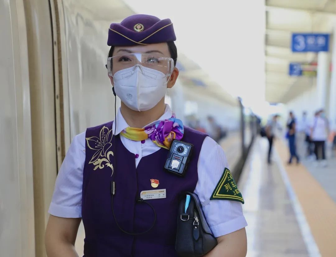 鏂版椂浠i搧璺鏍锋姹夌珯,椤捐搲涓婃捣閾佽矾妯¤寖