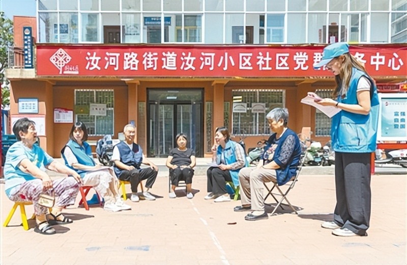 【一座城市的发展调研报告】中原区汝河路街道：*党**建引领做强红色引擎勠力同心汇聚发展动能