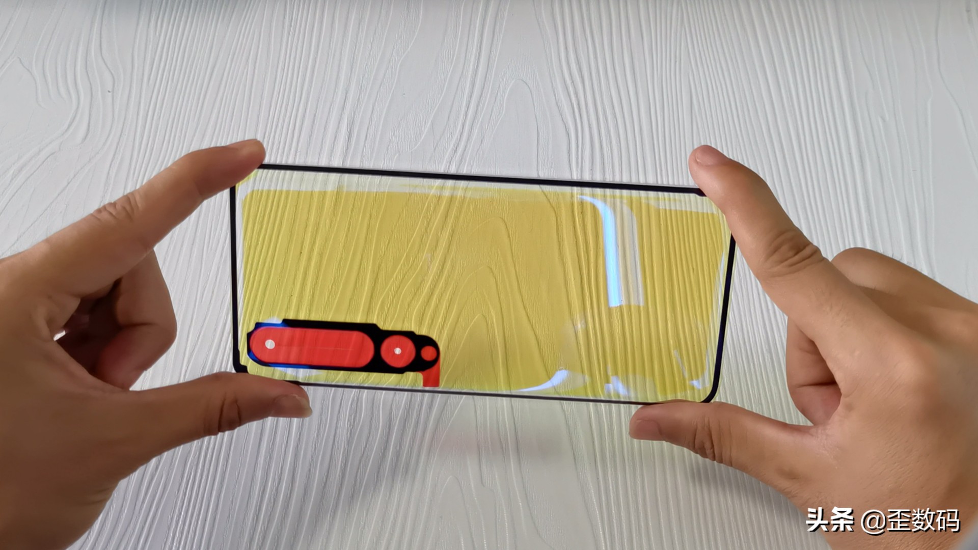 小米10透明探索版,小米透明背板