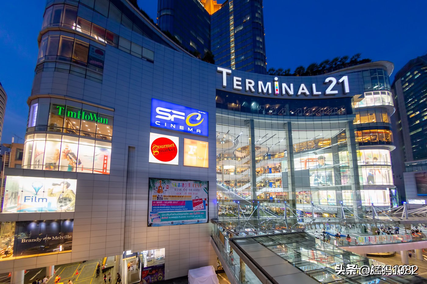 为什么中国人都愿意去泰国,中国人为什么喜欢去泰国日本旅游