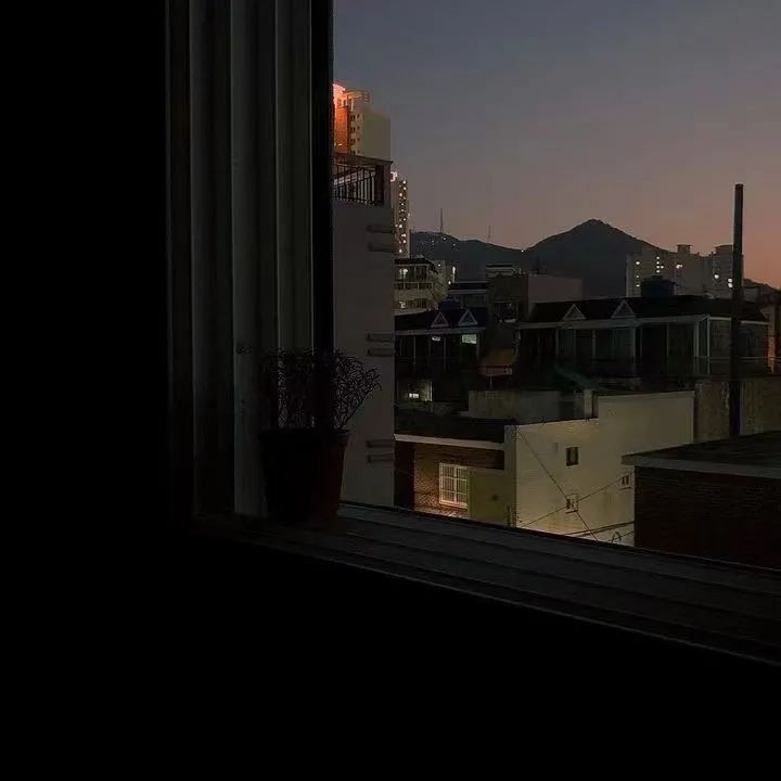 没事少发朋友圈什么道理,很少发朋友圈的人什么心态