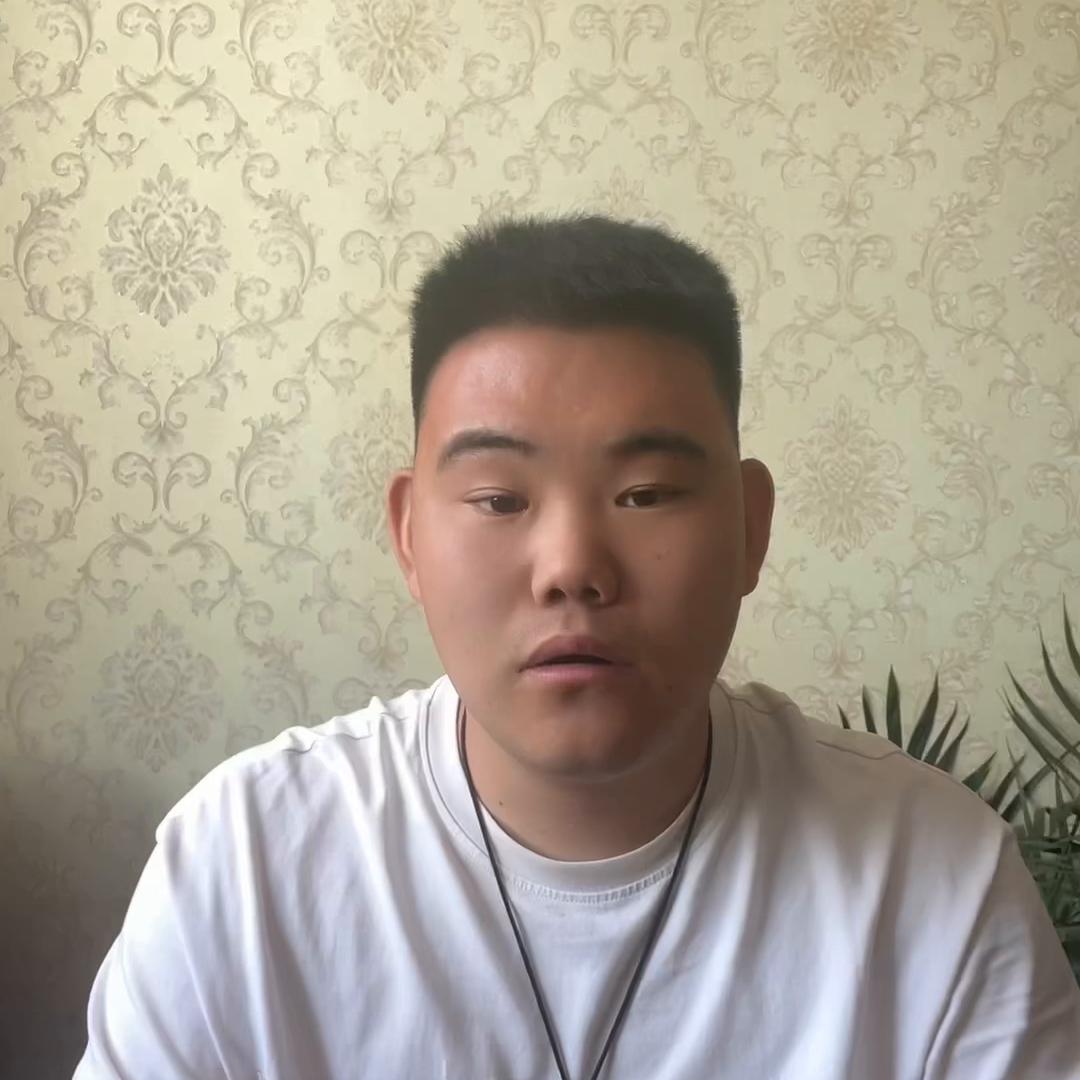 粉丝寄来的玉镯,粉丝找货翡翠手镯