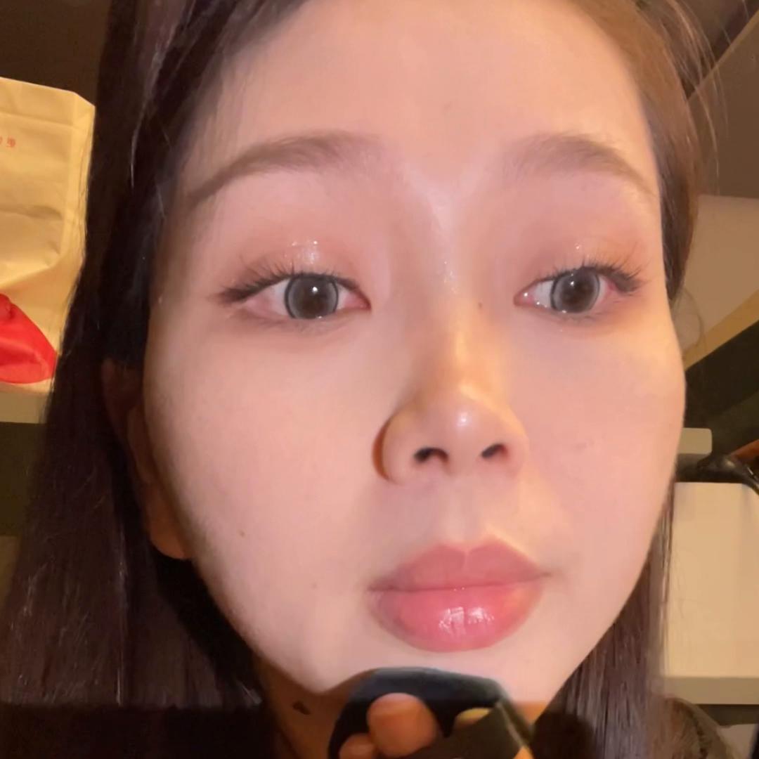 为什么没有卡姿兰黑磁粉饼,卡姿兰小夜猫和卡姿兰粉饼一起用